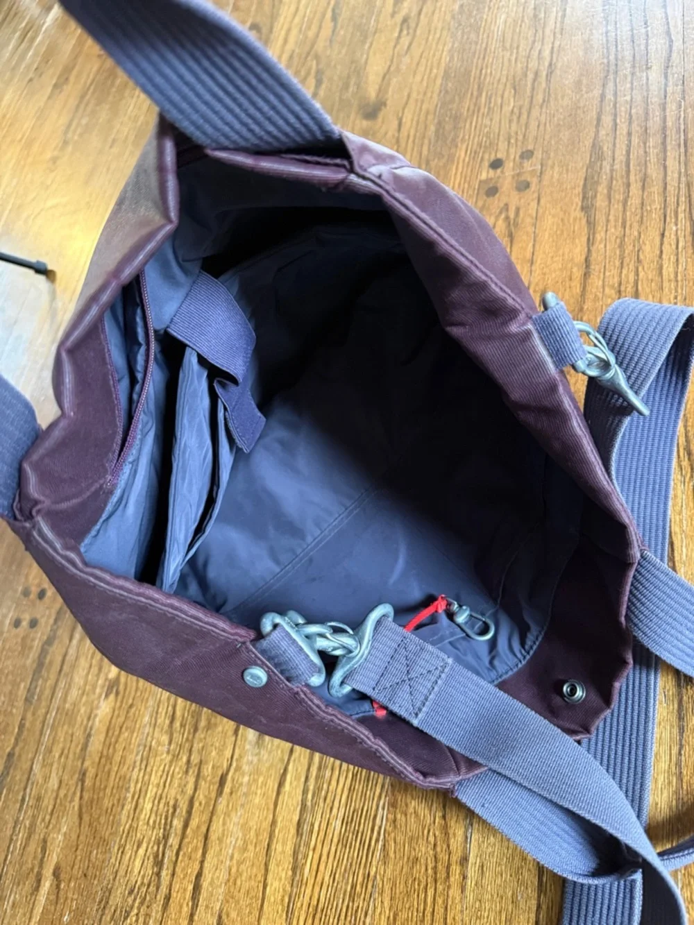 Built Quilted minimalist computer Tote Bag in Deep burgundy messenger crossbody